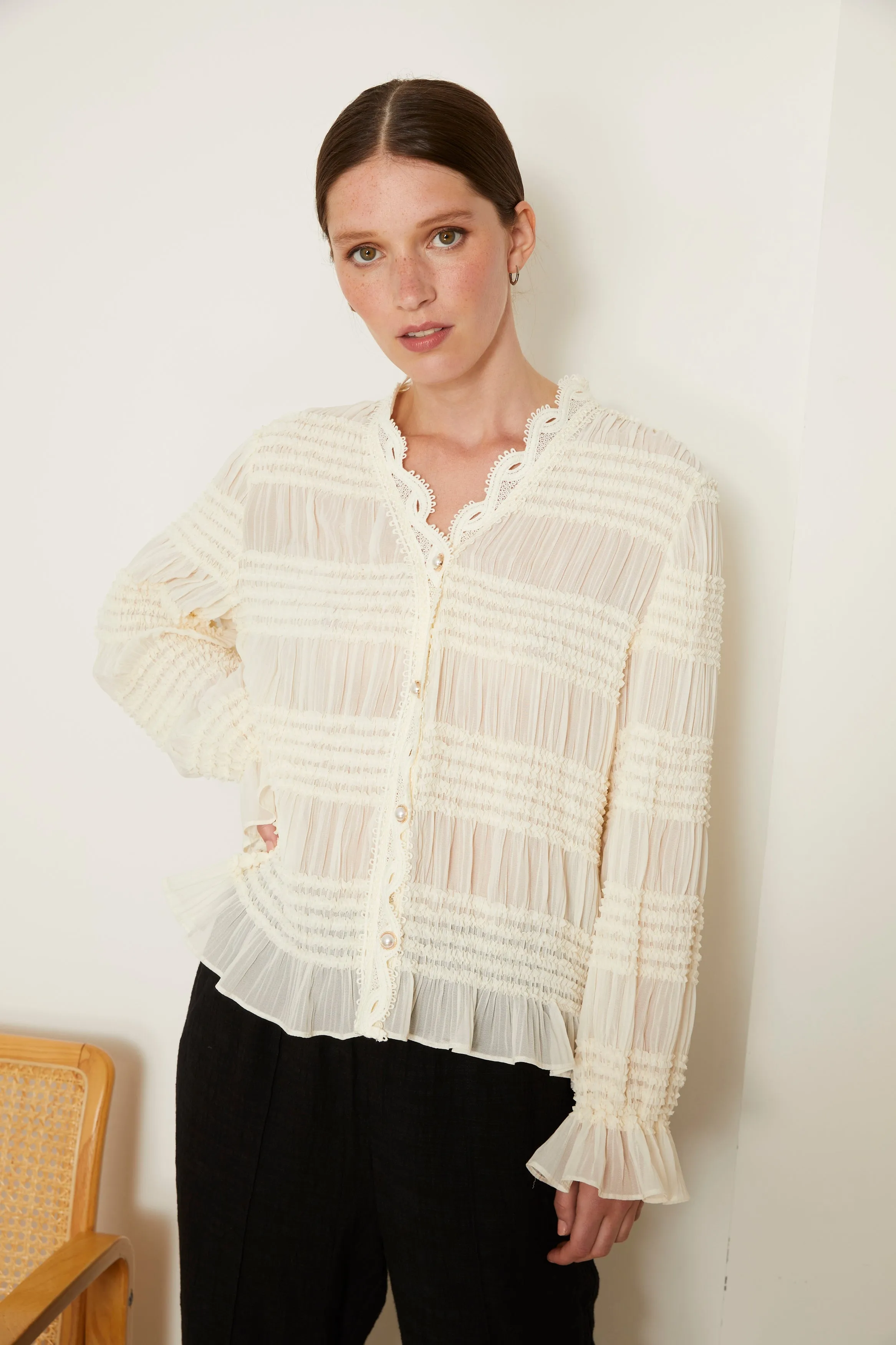 HILLA BLOUSE