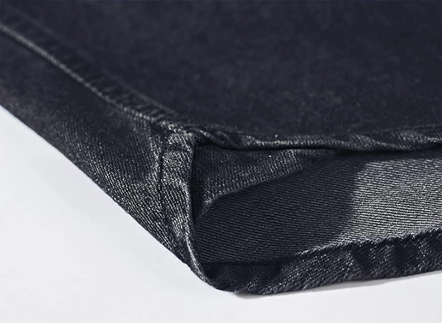 utcoco Men's Casual Slim Fit Long Sleeve Lapel Button Down Denim Shirt with Chest Pockets